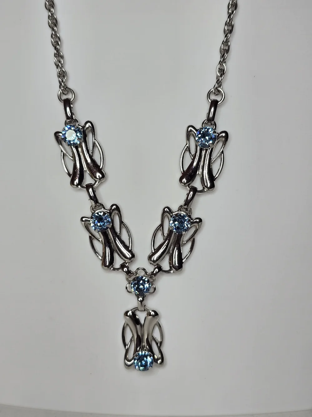 VTG 1953 Sarah Coventry Capri Necklace Blue Rhinestone Silvertone Mid Century